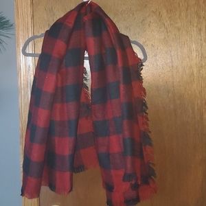 RED AND BLACK BUFFALO CHECK BLANKET SCARF